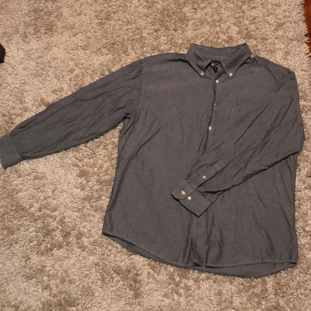 Men’s Tommy Hilfiger casual button down flannel